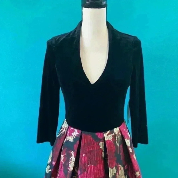 New with tags Eliza J women’s bodice jacquard ballgown in size 4 - Picture 2 of 11